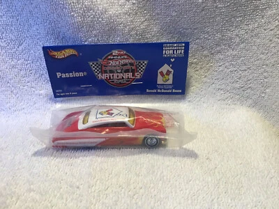 Hot Wheels Red Line Club 2nd Nationals Passion (Rojo) - Casa Ronald McDonald Foto 1 de 4
