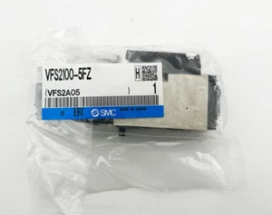 New SMC VFS2100-5FZ Solenoid Valve 5 Port 24VDC - Picture 1 of 5