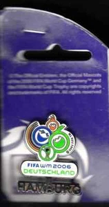 WORLD CUP GERMANY 2006 Hamburg - Enamel pin Badge - Picture 1 of 2