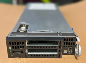 HP ProLiant BL460c Gen10 Blade l 2 Xeon Gold 5215 @2.5GHz NoRam l NoHDD 2xCards - Picture 1 of 7