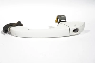 14-20 DODGE GRAND CARAVAN FRONT LEFT DRIVER SIDE EXTERIOR DOOR HANDLE WHITE OEM - Image 1 of 4