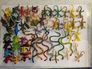 I am selling a collection of Small snakes, Lizards And Frogs and more. - Picture 1 of 4