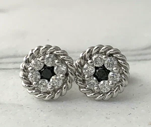Runde schwarz-weiße Diamant Ohrstecker Cluster Ohrringe in 14k massiv Weißgold - Bild 1 von 8