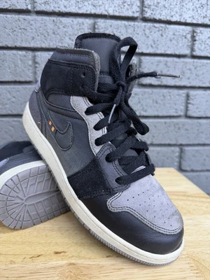 NIKE AIR JORDAN 1 MID CRAFT INSIDE OUT Negro GS Juvenil 6.5 Mujer 8.5 DV0438-001 Foto 1 de 4