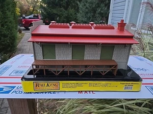 MTH Rail King O Gauge Freight Transfer Warehouse 30-90408 Lighted - Picture 1 of 22