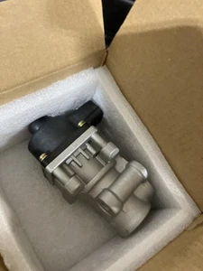 04 05 06 07 08 09 10 11 2.5L H4 9-2X Legacy Outback Impreza Forester EGR Valve - Foto 1 di 5