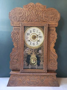 Antiguo reloj New Haven - Abrigo de madera de roble tallado a mano ornamentado, llamativo, década de 1890 - Imagen 1 de 23