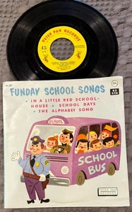 FUNDAY SCHOOL SONGS - VINTAGE  1962 - PETER PAN RECORDS - VG+ - Foto 1 di 1