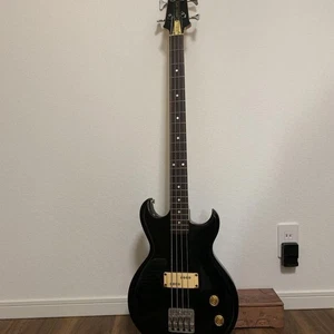 Electric Bass Guitar AriaProII Cardinal Series CSB 380 Black - Picture 1 of 4