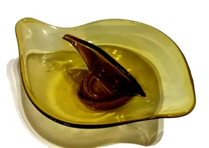 Vintage Viking Divided Relish Dish Candy Bowl Amber Marigold 8.25"x6"x3" - Picture 1 of 6