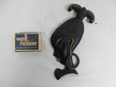 Rare 50´s design brass wall mask African Beauty with corkscrew mit Korkenzieher - Image 1 of 4