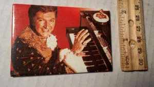 Vintage LIBERACE at Piano Official Las Vegas ATA-BOY 2" x 3" Magnet - Picture 1 of 4
