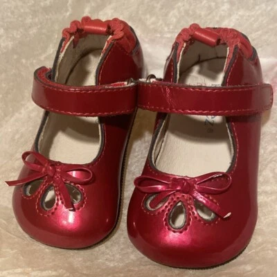 Robeez Ruby Patent Leather MaryJanes Toddler Girl Sz 3 SHOES ADORABLE😍 Baby EUC - Image 1 of 4