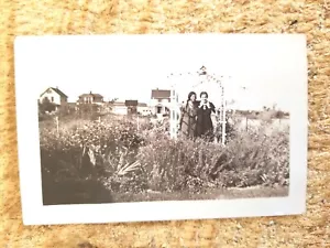 MÄDCHEN AUS CLEVELAND, OH MIT MUTTER, 1930er Jahre. Vintage 4,7" x 3" FOTO - Bild 1 von 3