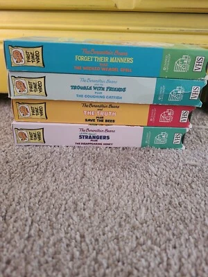 The Berenstain Bears VHS Lot of 4 (Strangers, Truth, Manners, Friends - Image 1 of 3