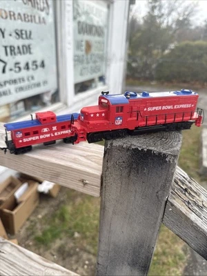 Mantua 1993 Locomotive And Caboose Super Bowl Express - Image 1 of 3
