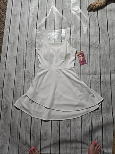 EMERALD SUNDAE Womens Ivory Fitted & Flare Sleeveless Mini Dress Peplum Style M - Picture 1 of 7