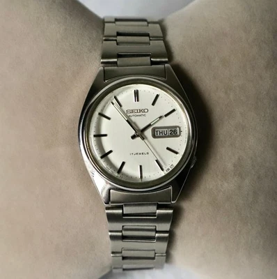 美丽复古精工 5 银表盘 17 珠宝自动 6309-7159 (1982) 运行 — 第 1/4 张图片