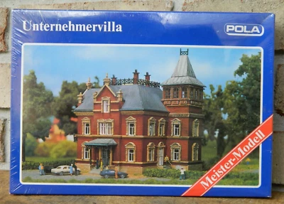 Pola N Scale Unternehmervilla (Luxury Villa)  Model Kit #N259 - Image 1 of 4