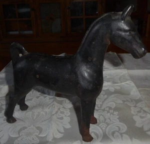 Banco vintage de hierro fundido para caballos - Imagen 1 de 10