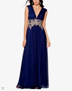Betsy & Adam Casey Chiffon V-Neck Floral Embroidered Dress Sz 4P $289 *1487 - Picture 1 of 4