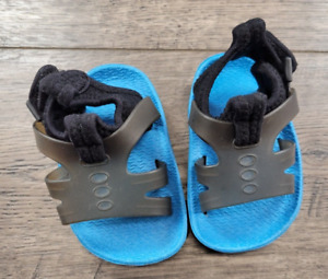 Baby Boy Unbranded Blue & Black Size 2 Sandals