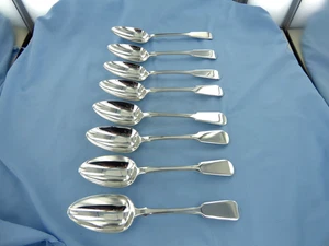 AN ANTIQUE SET OF EIGHT STERLING SILVER FIDDLE BACK SOUP SPOONS LONDON 1825. - Picture 1 of 8