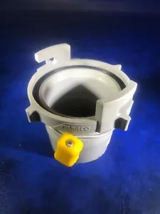 Conector de manguera de alcantarillado de fácil deslizamiento Camco 39172 - Imagen 1 de 3