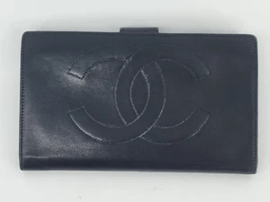 Chanel Damen Schwarz Leder Geldbörse Authentisch mit Serienaufkleber: Kostenloser Versand (30650) - Bild 1 von 10