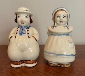 Vintage Shawnee Pottery Dutch Boy Girl Sàlt & Pepper Shakers 5.25" - Picture 1 of 3