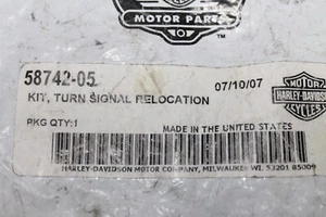 Kit de reubicación de señal de giro Harley Davidson 58742-05 - Imagen 1 de 1