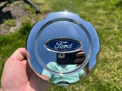 FORD EXPLORER OEM WHEEL CENTER CAP CHROME 4L24-1A096-CA 2002 2003 2004 2005 - Image 1 of 3