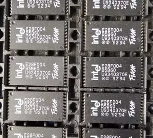 QTY: 10 INTEL E28F004B5B60 TSOP40 SMART 5 BOOT BLOCK FLASH MEMORY *US SELLER* - Picture 1 of 1