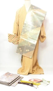 A vintage Japanese kimono set:1 kimono, 2 obi, 2 obijime, 1 bag, etc. - Picture 1 of 13