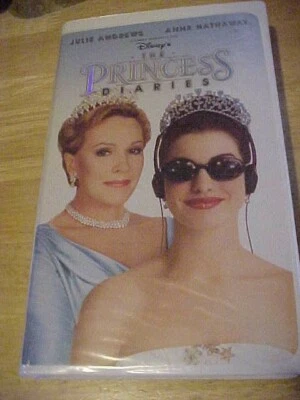  Disney's The Princess Diaries (VHS 2001 Clamshell) Anne Hathaway, Julie Andrews - Image 1 of 4