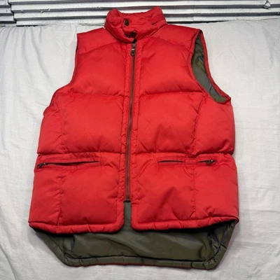 Vintage Gap Vest Mens XS Red Retro A317 Alpine Down Puffer Zip-Off Hood 90s - Image 1 of 4