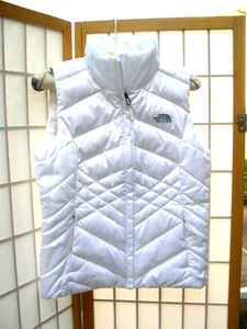 NORTH FACE GRÖSSE SMALL DAMEN ACONCAGUA WEISS WESTE DAUNEN GEFÜLLT REISSVERSCHLUSS VORNE - Bild 1 von 4