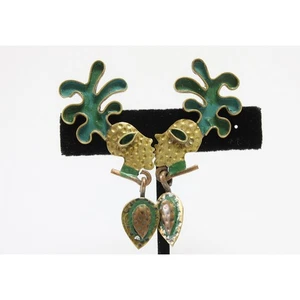 Casa Maya "The Kiss" Earrings 1950s, Mexico Brass & Green Enamel - Picture 1 of 4