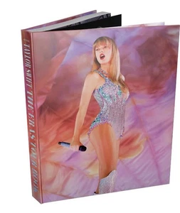 The Official Taylor Swift | The Eras Tour Book (Target Exclusive) - Bild 1 von 3