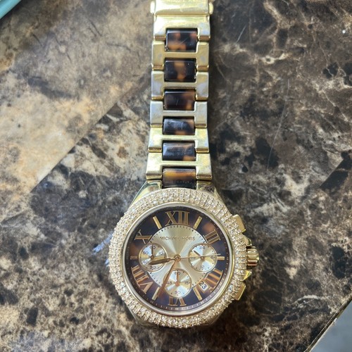 Orologio MICHAEL KORS Camille donna pavè tono oro conchiglia tartaruga MK5901