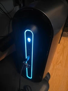 Alienware Aurora R9 i7-9700 RTX 2080 SUPER 16GB DDR4 Win 11 Pro BT + WiFI - Picture 1 of 3