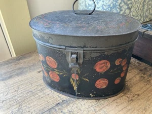Antique 19th C Hand Painted Tin Tole Ware decorative Box Great Color Patina - Picture 1 of 12
