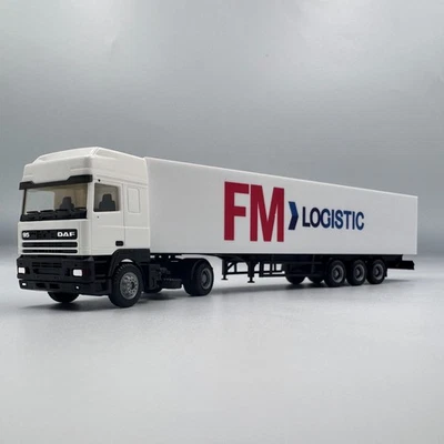 DAF 95 with Semitrailer “FM LOGISTIC” – European Supply Chain scale 1/87 (H0) - Image 1 of 4