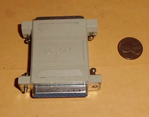 StarTech #GC25FF Adapter Connector DB25 Female to DB25 Female - Imagen 1 de 3