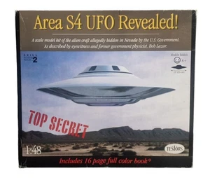Area 51: Area S4 UFO enthüllt Modellbausatz im Maßstab 1:48 von TESTORS in - Bild 1 von 5