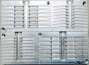 Molde de cebo suave de pesca de aluminio - 2" x 12 (completo) + 16 (colas) molde de cavidades - Imagen 1 de 2