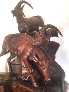ANTIQUE BLACK FOREST WOOD MASTER CARVED SWISS ALPINE IBEX-GOAT FAMILY SCULPTURE - Picture 1 of 9