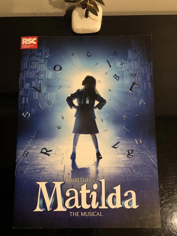 Copia firmada múltiple de Roald Dahl’s Matilda The Musical RSC 2015 AUS. Ed. Souv.Progr. Foto 1 de 4