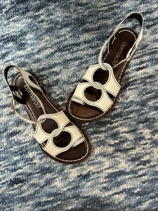 Bernardo Maddy Sandals, White Leather, Sz 8, New, NIB - Picture 1 of 7