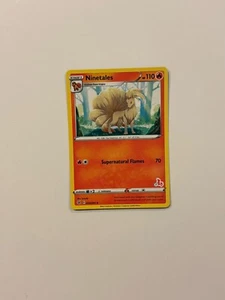 030/264 Ninetales #7 Pokemon Cinderace Deck Variante Fusion Strike G - Bild 1 von 2